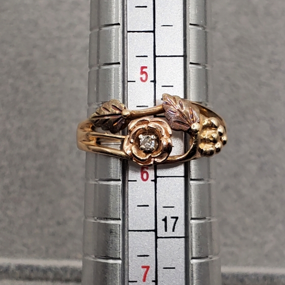 10k Solid Yellow & Rose Gold Natural Round Diamond Rose Flower & Vine Ring - Picture 8 of 9